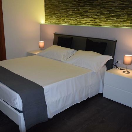 Appartamento I Puritani On The Beach Giardini Naxos Exterior foto